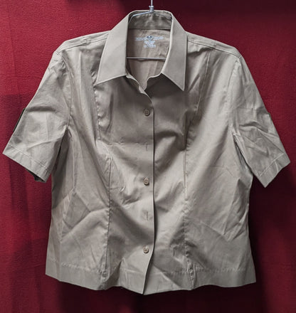 NWT AGSU Short Sleeved Blouse (Used) 16- Petite (cb06-25May117)