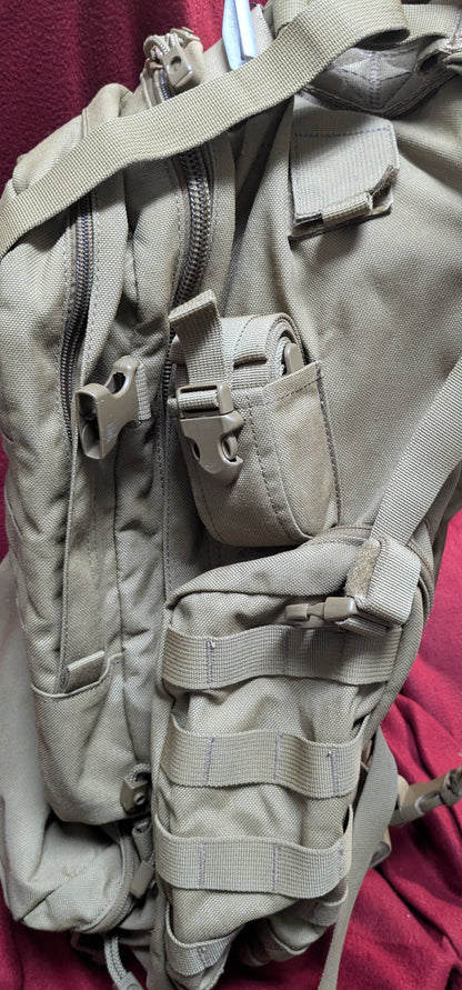 NOS Camelbak Maximum Gear BFM Airborne Jump Pack Coyote Brown 72 Hour Assault Pack (CA04-25APR44)