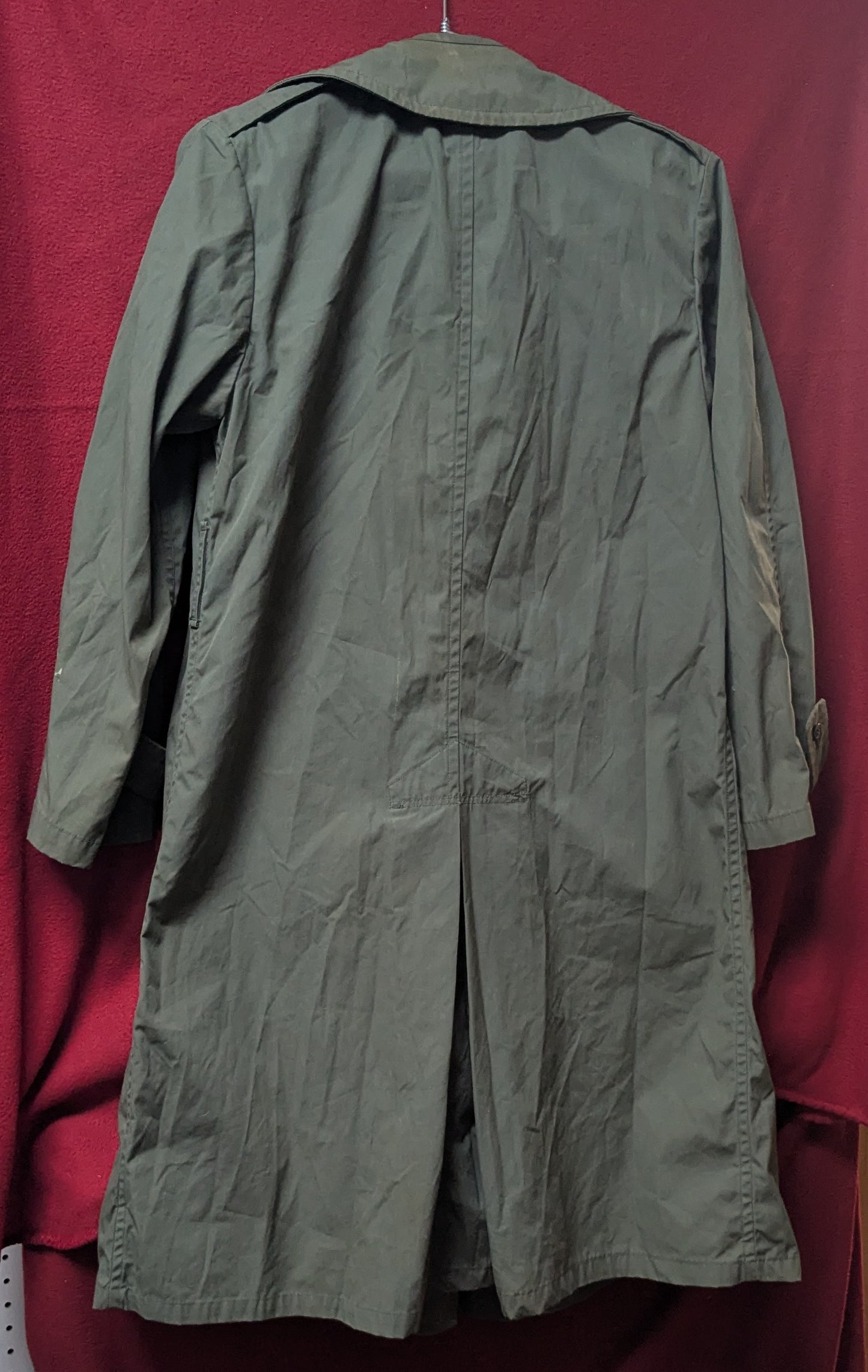 Raincoat Man's Cotton and Polyester Quarpel Army Green 274 (DB05-25Aug32)