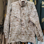 US Army MR Marpat Desert US Marine Corps Coat (j12s)