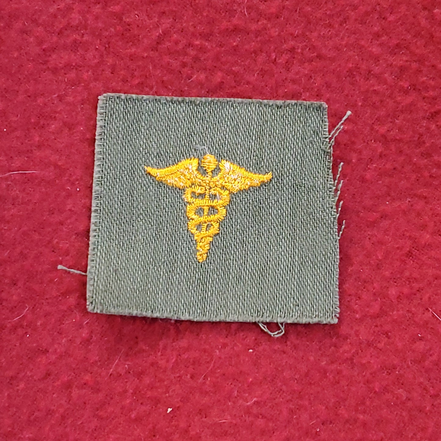 US BOS Medical Sew on Insignia Gld/OD Vintage (v57L)