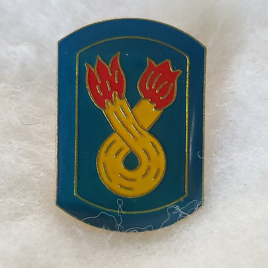 Vintage 196th Infantry Brigade Combat Pin (D3)