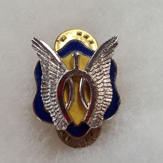 17th Calvary Unit Crest Badge Pin (jw09)