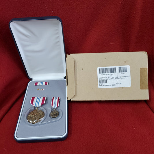 US Military Defense Meritorious Service Medal Mini Lapel Pin Ribbon Box Set Army (dc04)