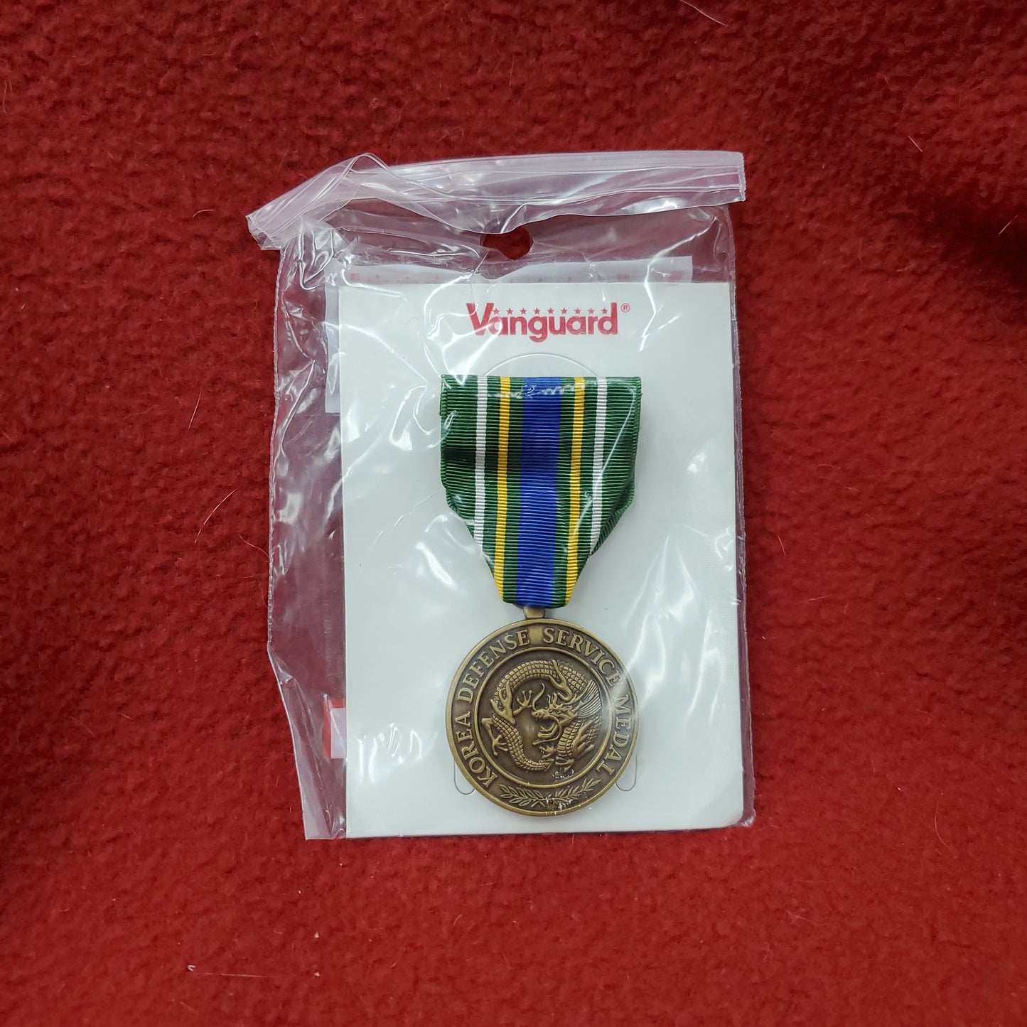 Vintage US Army Korea Defense Service Medal Military (da38)