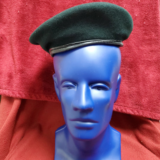 VINTAGE Bancroft Military Special Forces 6 3/4 Green Beret Uniform (fb03-35)
