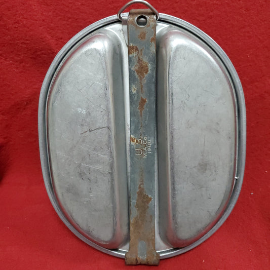 VINTAGE M.A. Co. 1944 US Army Field Mess Kit (12s (ab11-27)
