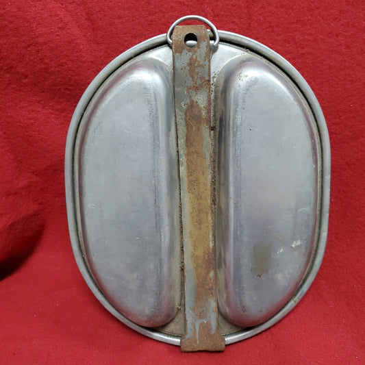 VINTAGE 1945 US Army Field Mess Kit (12s (ab11-28)