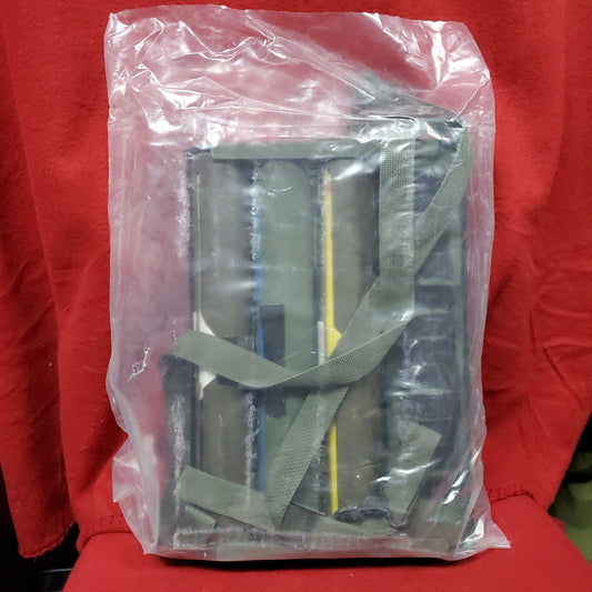 VINTAGE NOS US Army Marking Flags in Tube Case Straps Unused New (29s-ac12-9)