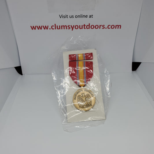 VINTAGE US Military "NATIONAL DEFENSE" Service Medal Lapel Pin Ribbon Box Set Army (1mrp7)