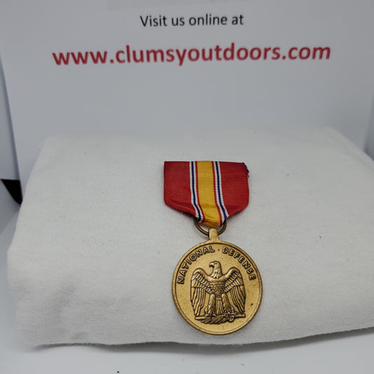 VINTAGE US Army "NATIONAL DEFENSE" Medal LIGI (01o16)