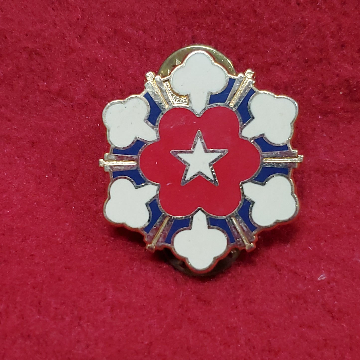 VINTAGE US 11th ADA Air Defense Artillery Brigade Pin Crest DUI Unit (01o105)