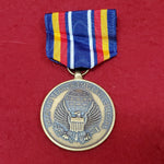 VINTAGE US Army WAR ON TERRORISM SERVICE MEDAL Lapel Bar Pin Crest DUI (01o122)