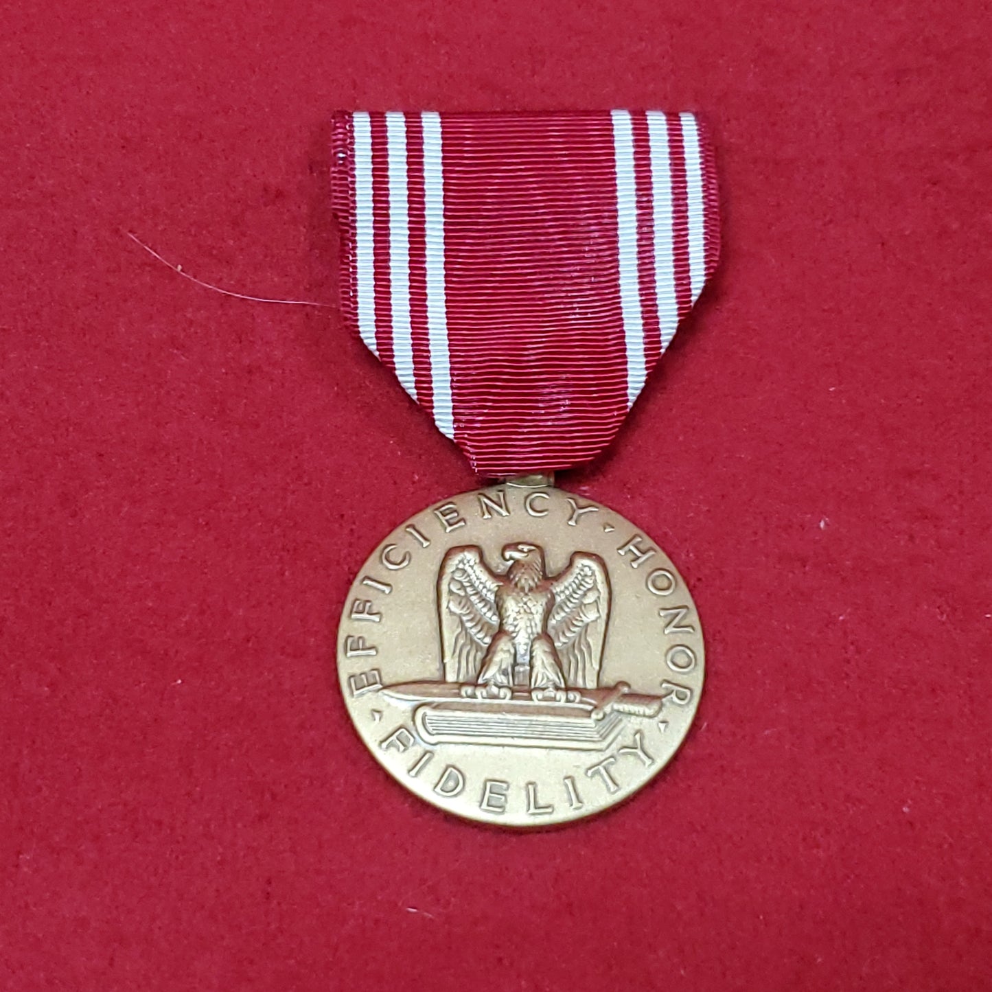 VINTAGE US Army EFFECIENCY HONOR FIDELITY Good Conduct Medal (01o144)
