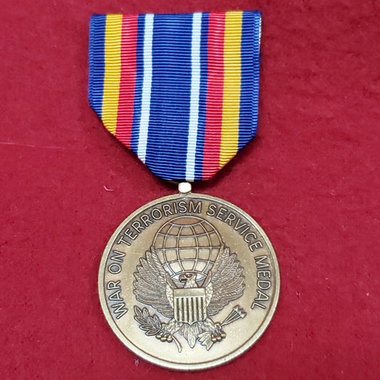 VINTAGE US Army WAR ON TERRORISM SERVICE MEDAL Lapel Bar Pin Crest DUI (02o7)