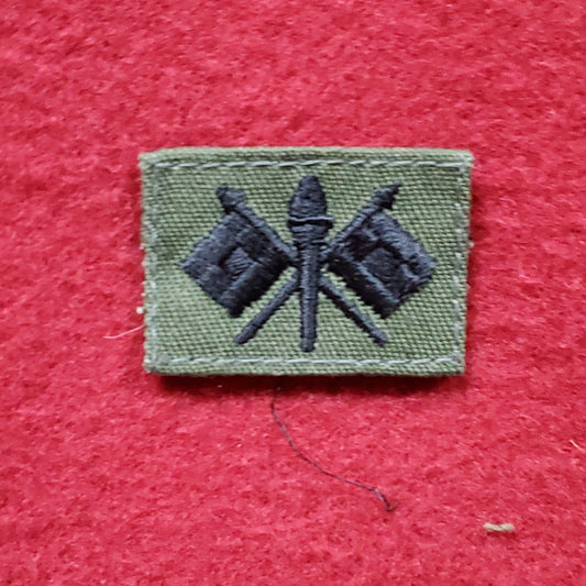 VINTAGE US Army SIGNAL CORPS Sew On Vietnam OD Olive Drab Era BDU Woodland (03o12)