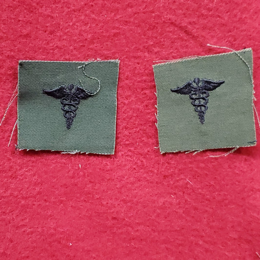 VINTAGE US Army MEDICAL MEDIC CORPS INSIGNIA Patch Sew On OD Olive Drab BDU Woodland (04o1)