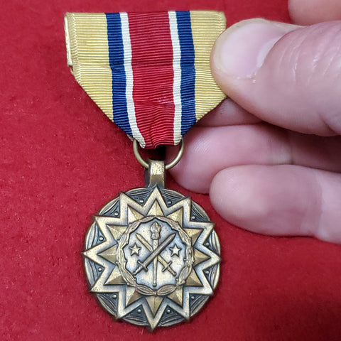 VINTAGE US Army National Guard ACHIEVEMENT Medal Heroic Meritorious (06o56)