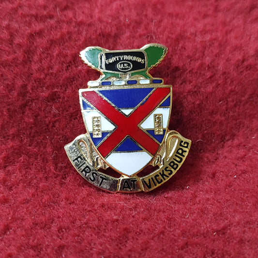 VINTAGE US Army 13th INFANTRY
Unit Crest Pin (11o78)