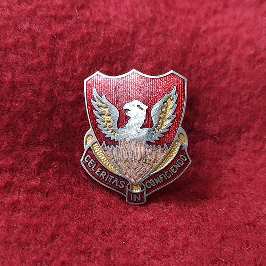 VINTAGE US Army 39th FIELD ARTILLERY 
Unit Crest Pin (11o80)