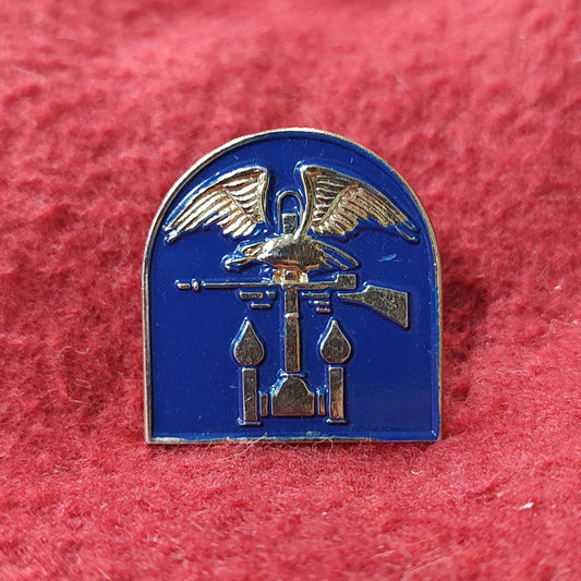 VINTAGE US Army AMPHIBIOUS FORCES
Unit Crest Pin (11o86)