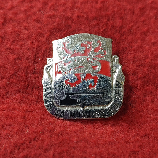 VINTAGE Army 458th ENGINEER BATTALION USAR

Unit Crest Pin (11o94)