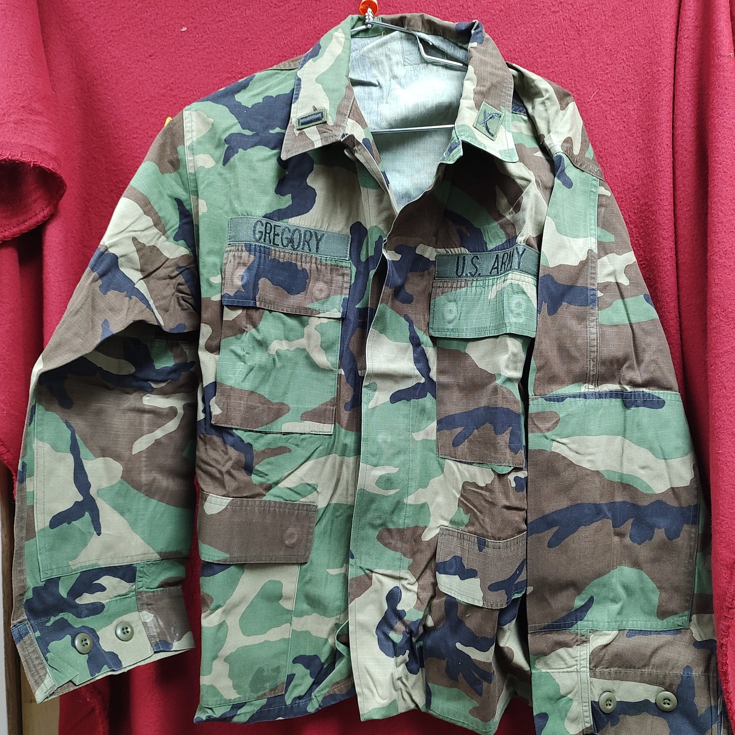 US Army MEDIUM SHORT Uniform Top BDU WOODLAND Pattern Good Condition (14o db4-37)