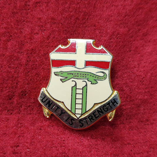 VINTAGE US Army 6th INFANTRY
Unit Crest Pin (11o153)