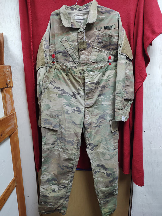 SET of US Army MEDIUM REGULAR Uniform Top Pants OCP Pattern (23o db15-14)