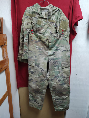 SET of US Army MEDIUM REGULAR Uniform Top Pants OCP Pattern (23o16)