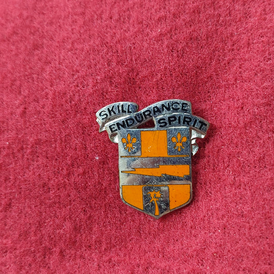 VINTAGE US Army 34th SIGNAL BATTALION
Unit Crest Pin (02CR32)