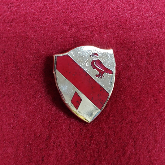 VINTAGE US Army 19th FIELD ARTILLERY  Unit Crest Pin (02CR88)