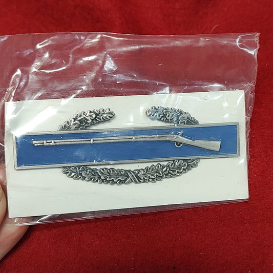 Vintage US Army COMBAT INFANTRY BADGE Pin (14CR8)