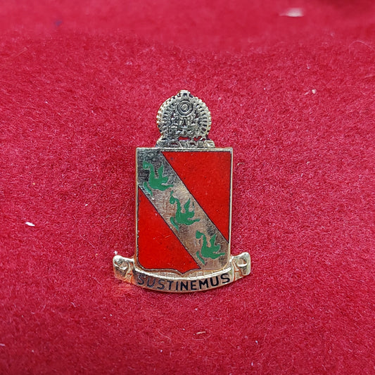 VINTAGE US Army 43rd AIR DEFENSE ATTILLERY Unit Crest Pin (14CR25)
