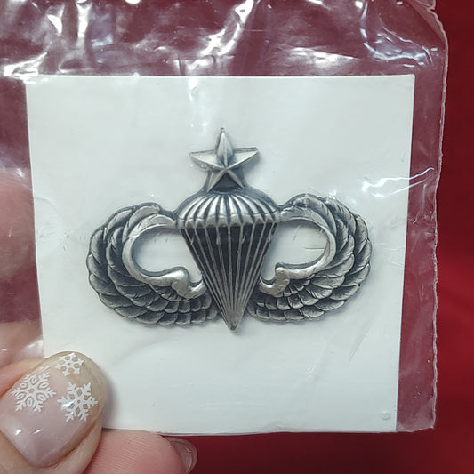 VINTAGE US Army QUALIFYING JUMP WINGS Badge Pin (14CR31)