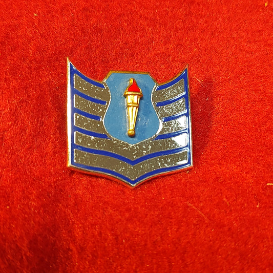 VINTAGE US Air Force ROTC CADET TECH SERGEANT Pin (15CR15)