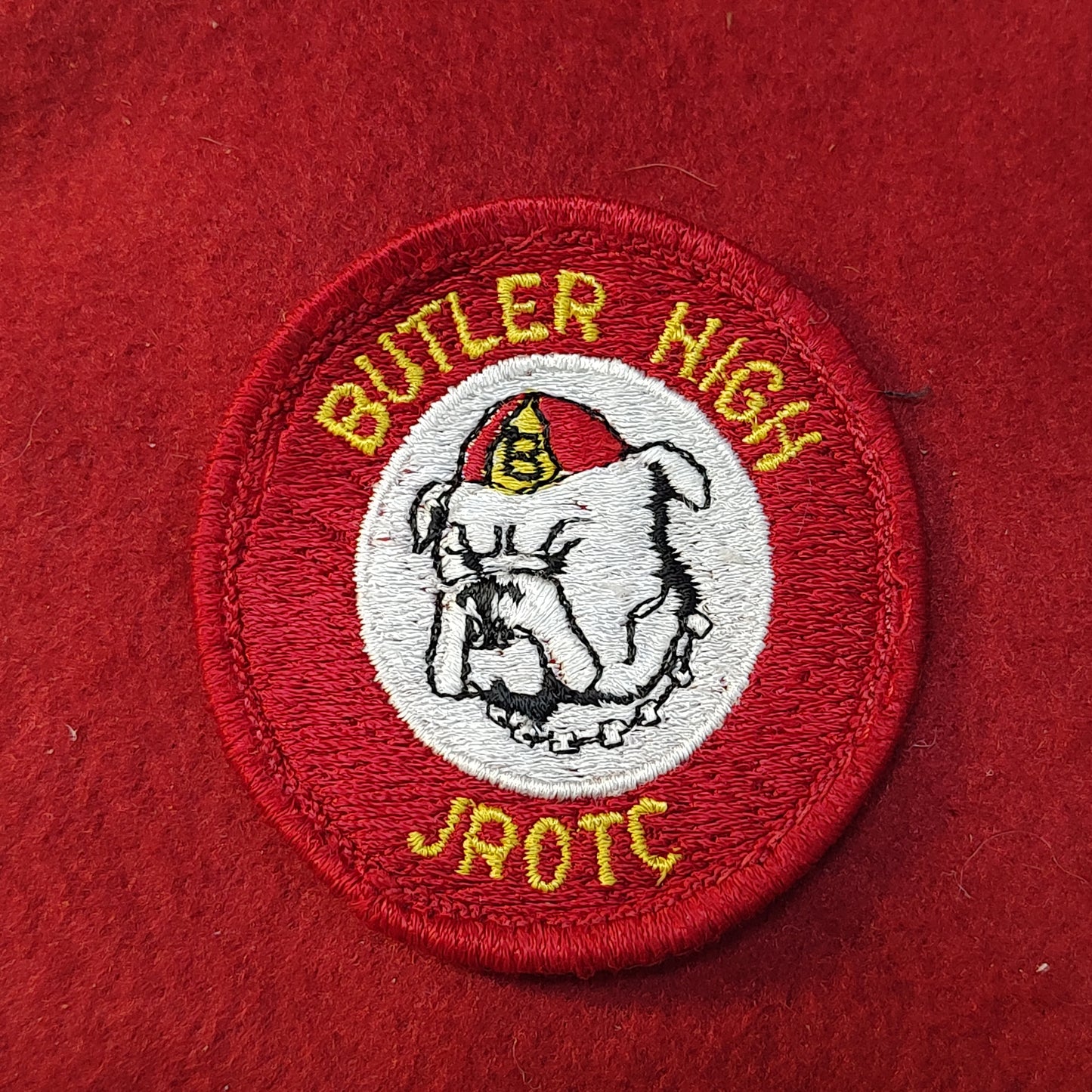 VINTAGE US Army JROTC BUTLER HIGH SCHOOL Patch Sew On (15CR40)