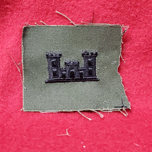 VINTAGE US Army Subdued ENGINEER CORPS Patch Sew On OD (16cr86)