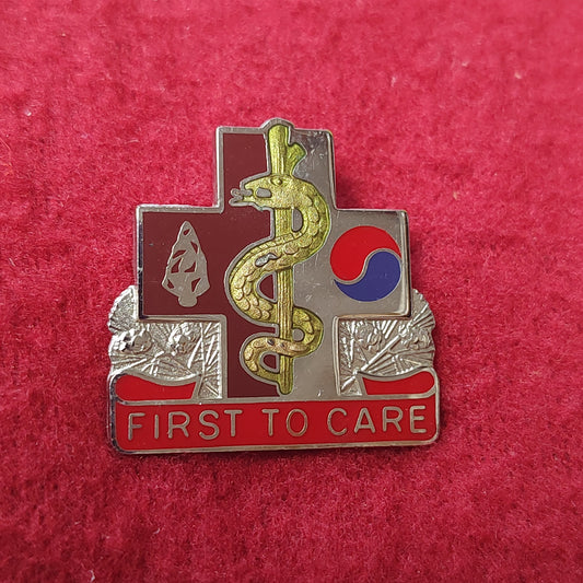 VINTAGE US Army 14th COMBAT SUPPORT HOSPITAL Badge Pin (19CR10)
