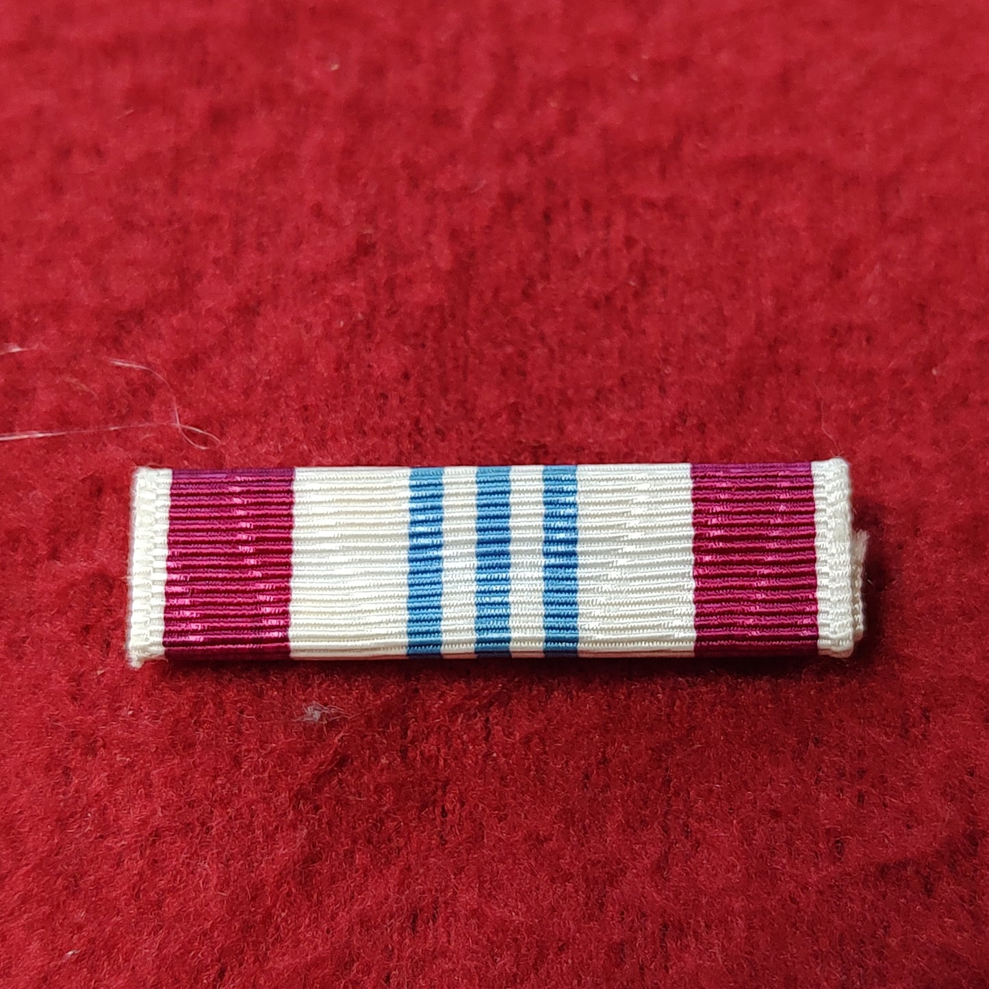 VINTAGE United States DEFENSE MORITORIOUS SERVICE Ribbon (20CR17)