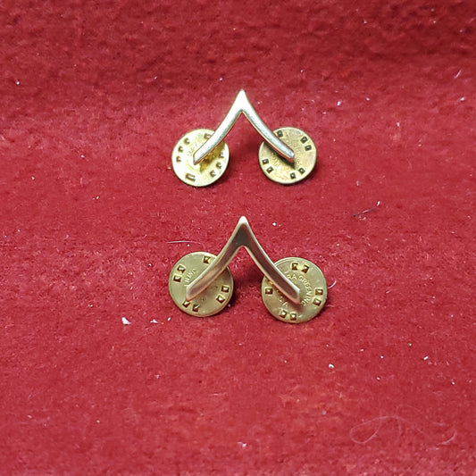 SET of US Army GOLD Private Rank Metal Pin-On (26cr23)