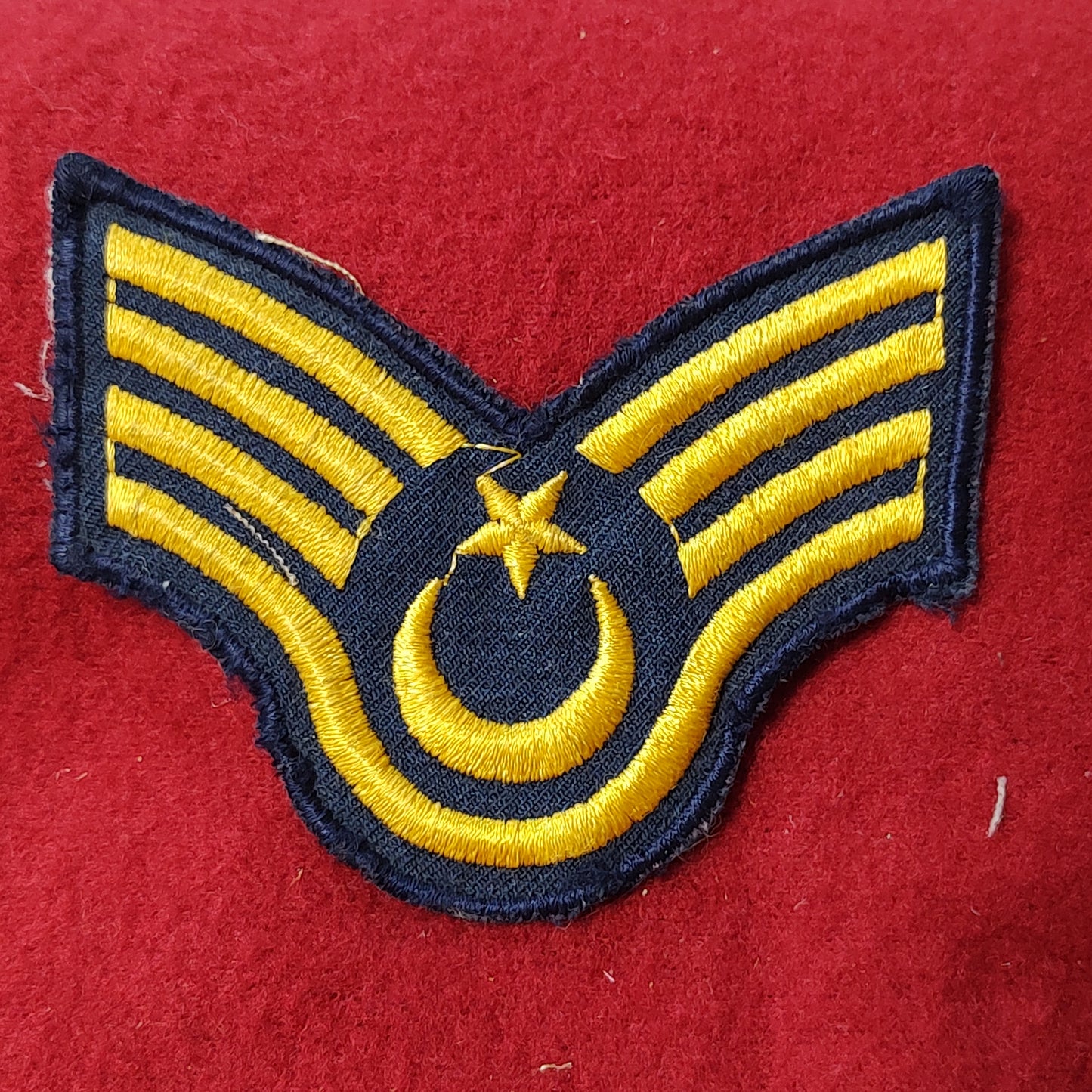 VINTAGE TURKISH AIR FORCE TECHNICAL SERGEANT Patch Sew On (28CR8)