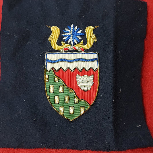 VINTAGE COAT OF ARMS NORTH WEST TERRITORIES (28CR19)