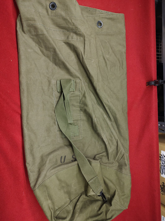 US OD Green Cotton Duck Duffle Bag 1967 (BA03-22)