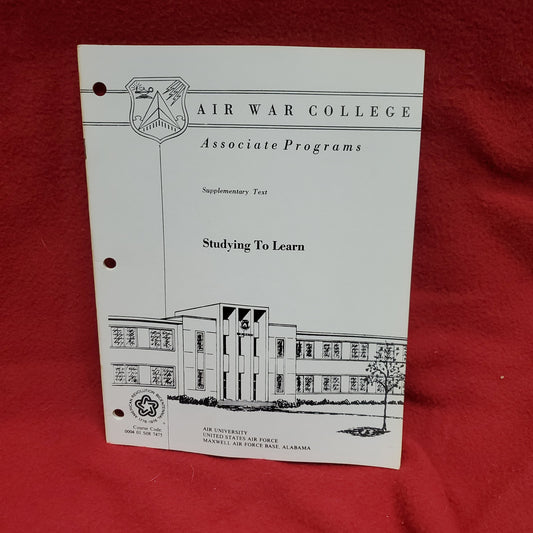 Book: 1969 Air War College Studying to Learn (maunal)