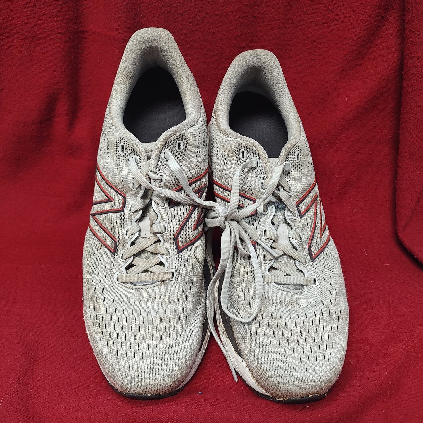USED NEW BALANCE Fresh Foam 880 10.5 Men's Running Shoes (12g 39cr- cb12-C1)