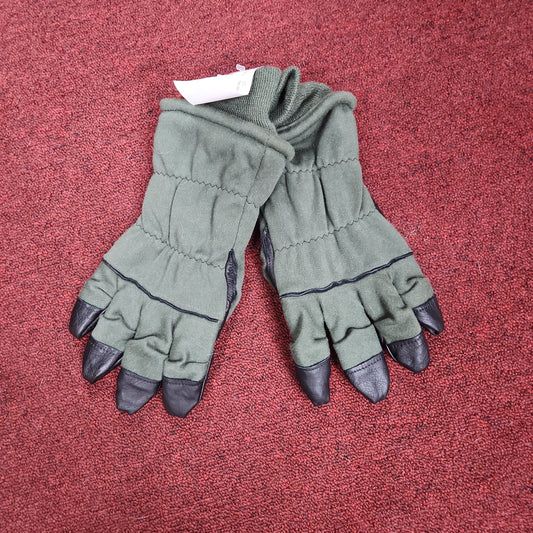 US Army Men's Medium (9) HAU-15/P Flyer's Intermediate Cold Weather Gloves (ca07-G376)