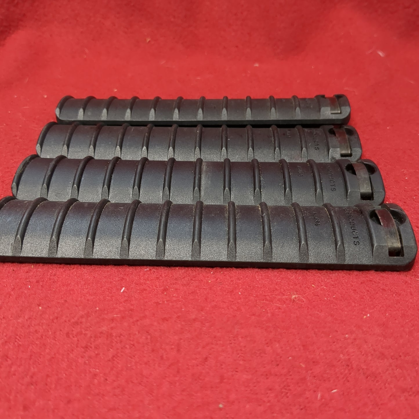 Lot of 4 - 11 Rib Rail Cover P&S PRODUCTS Excellent Condition (FB18-MH511)