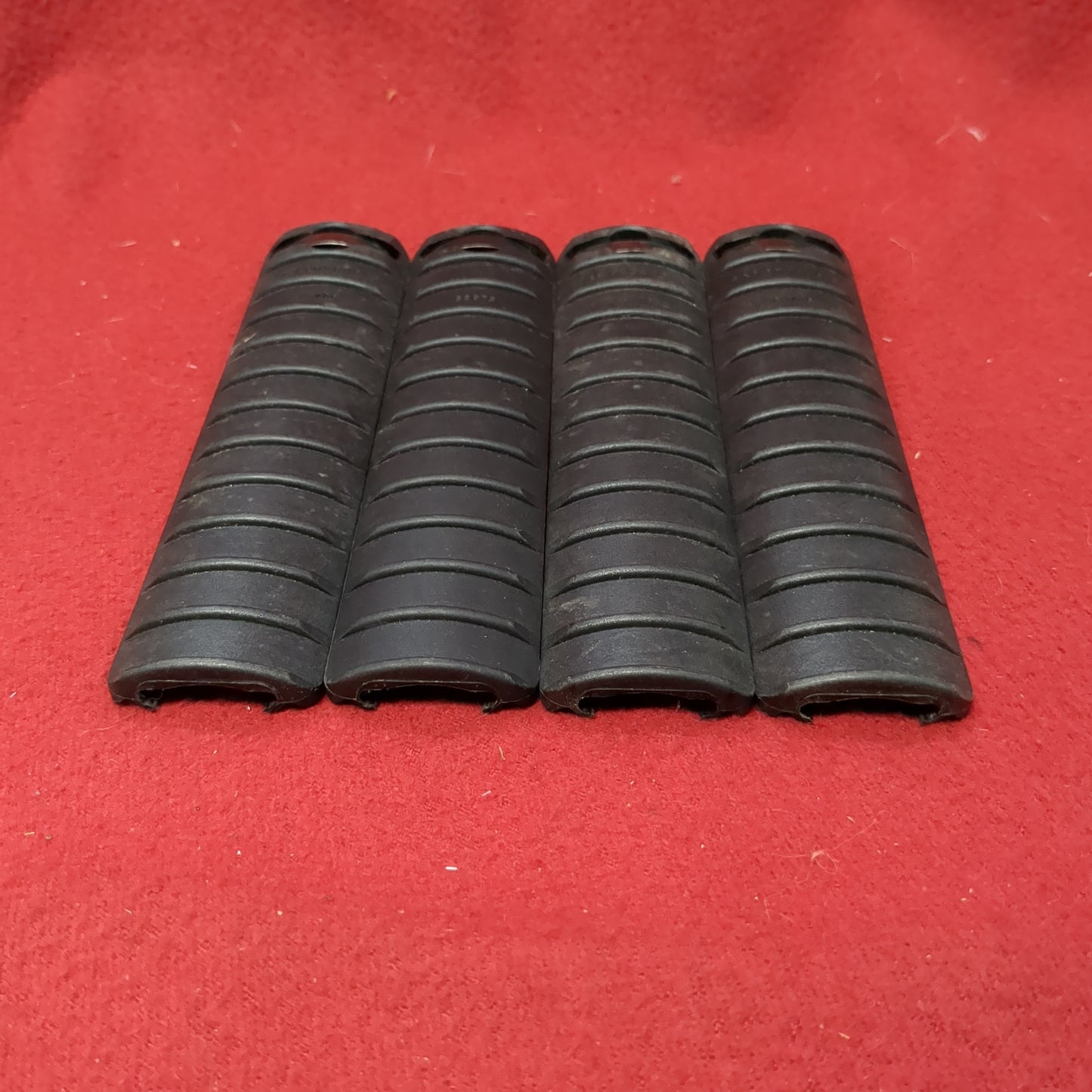 Lot of 4 - 11 Rib Rail Cover P&S PRODUCTS Excellent Condition (FB18-MH512)