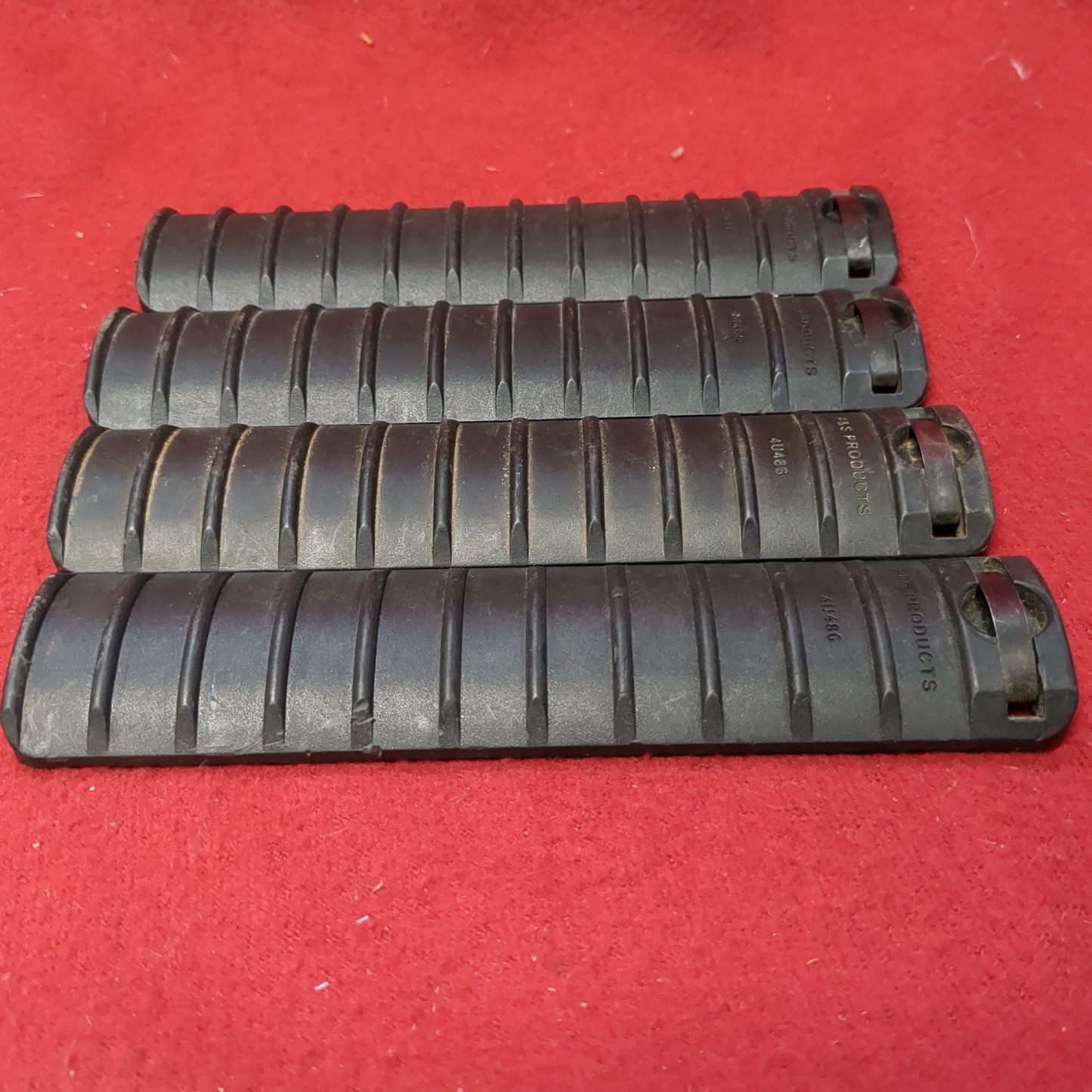 Lot of 4 - 11 Rib Rail Cover P&S PRODUCTS Excellent Condition (FB18-MH518)